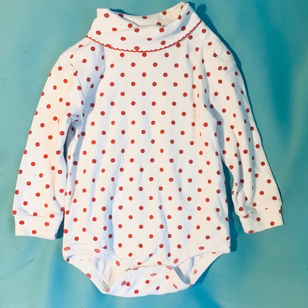 Bundle only Onesie NWOT 18m